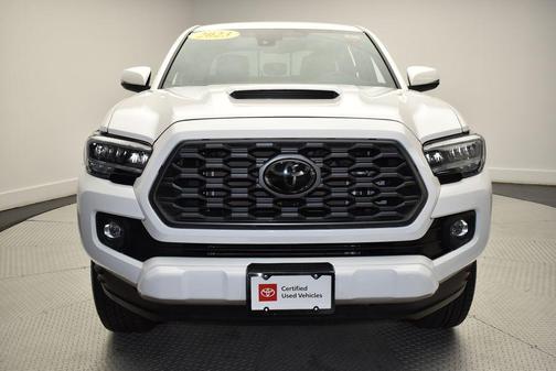 Ice Cap 2023 Toyota Tacoma TRD Sport