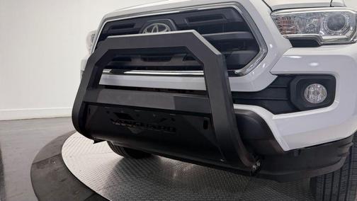 Super White 2019 Toyota Tacoma SR5