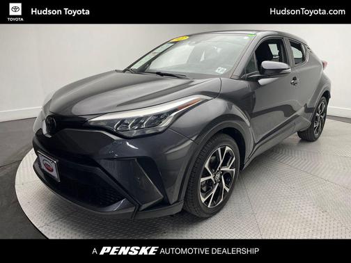 2022 Toyota C-HR XLE