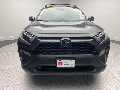 2023 Toyota RAV4 Hybrid XLE Premium