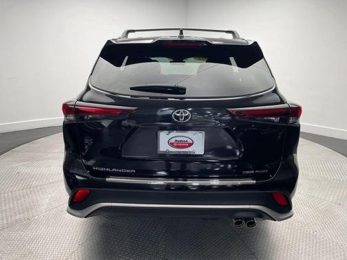 2024 Toyota Highlander XSE