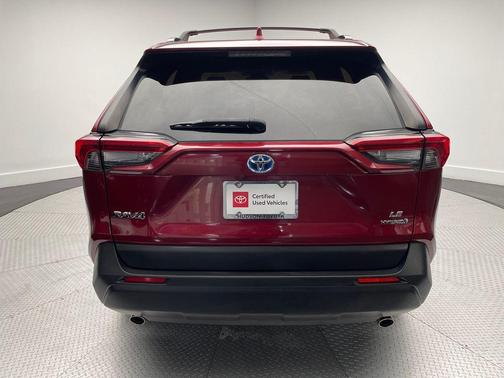 2021 Toyota RAV4 Hybrid LE