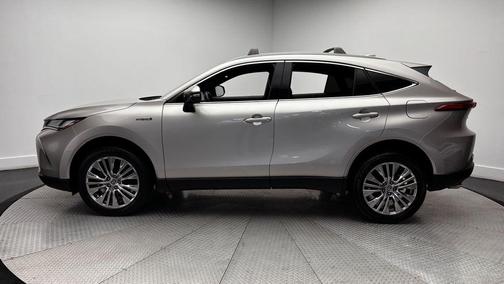 Titanium Glow 2021 Toyota Venza XLE