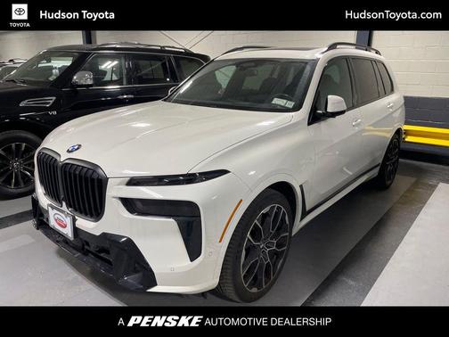 2023 BMW X7 xDrive40i