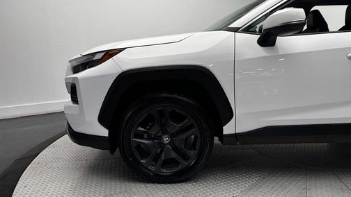 Ice Cap 2024 Toyota RAV4 Adventure