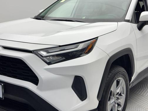 White 2022 Toyota RAV4 Hybrid XLE