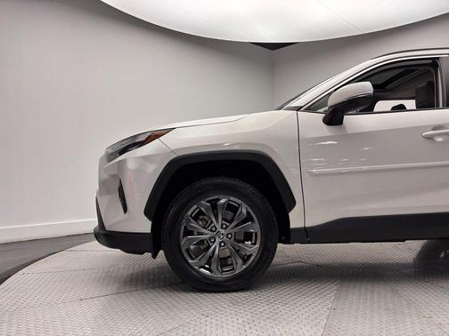 Blizzard Pearl 2022 Toyota RAV4 Hybrid XLE Premium