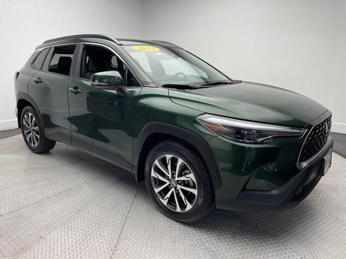 2023 Toyota Corolla Cross XLE