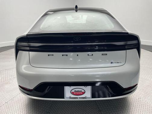 Wind Chill Pearl 2026 Toyota Prius Plug-In Hybrid XSE Premium