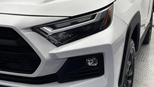 Ice Cap 2024 Toyota RAV4 Adventure