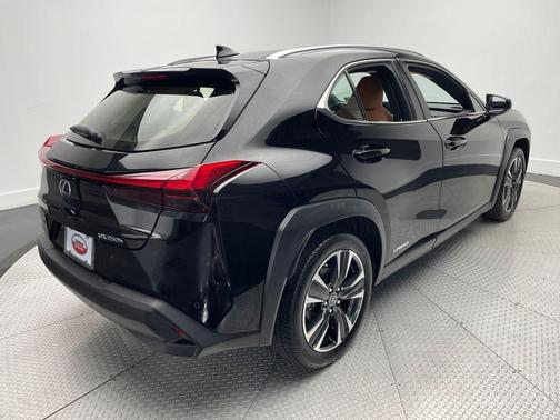 2021 Lexus UX 250h Base