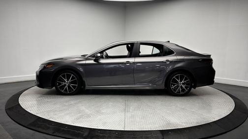 Predawn Gray Mica 2024 Toyota Camry SE