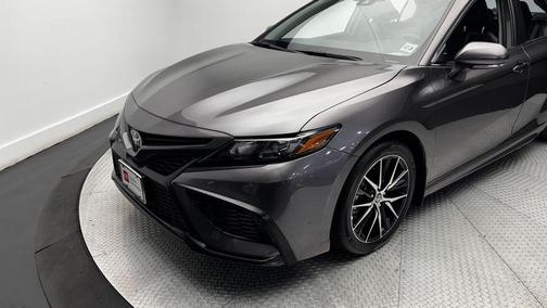 Predawn Gray Mica 2024 Toyota Camry SE