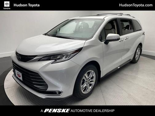 2026 Toyota Sienna Limited