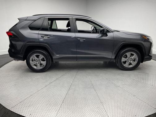 2023 Toyota RAV4 Hybrid LE