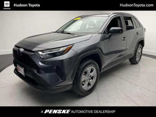 2023 Toyota RAV4 Hybrid LE