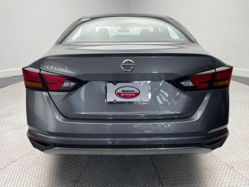 2022 Nissan Altima 2.5 S