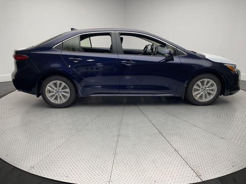 2026 Toyota Corolla Hybrid XLE