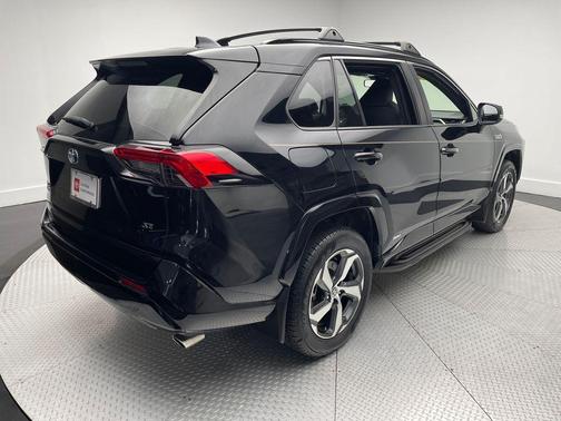 2023 Toyota RAV4 Prime SE
