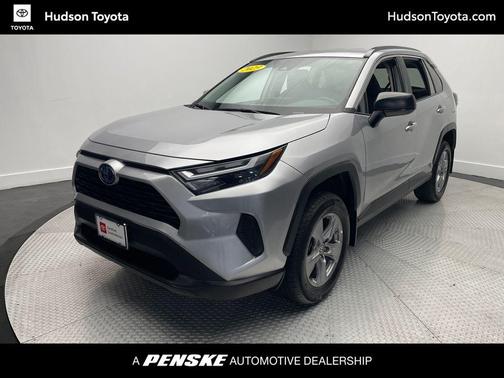 2023 Toyota RAV4 Hybrid LE
