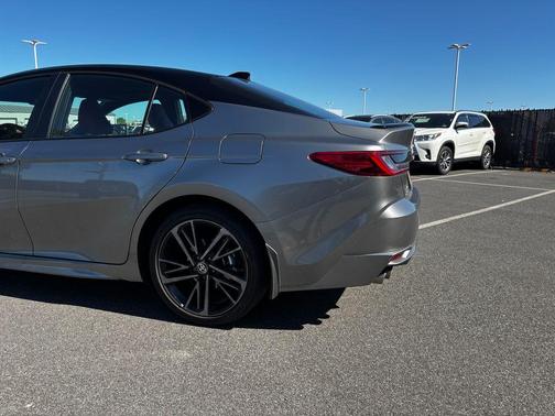 Heavy Metal/Midnight Black Metallic 2025 Toyota Camry XSE
