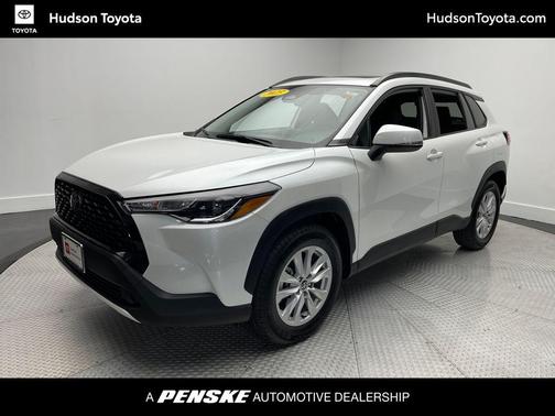 2023 Toyota Corolla Cross LE