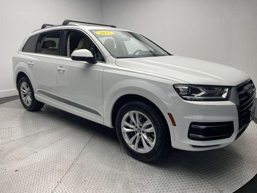 2017 Audi Q7 3.0T Premium Plus