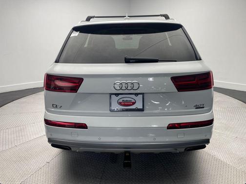 2017 Audi Q7 3.0T Premium Plus