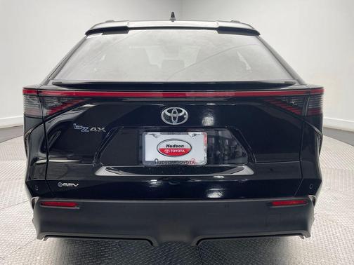 2025 Toyota bZ4X XLE