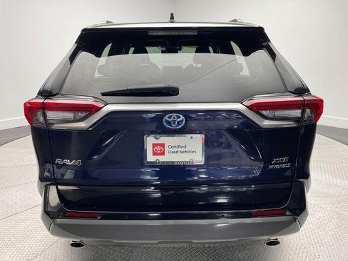 2021 Toyota RAV4 Hybrid XSE