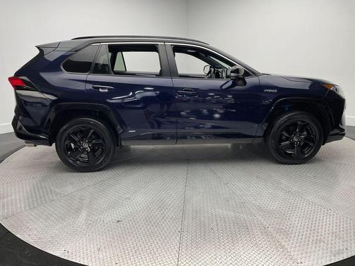 2021 Toyota RAV4 Hybrid XSE
