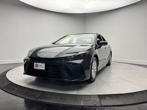 Underground 2025 Toyota Camry LE