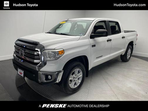 2017 Toyota Tundra SR5