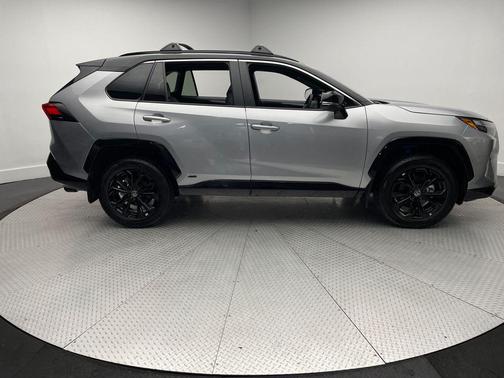 2025 Toyota RAV4 Hybrid XSE