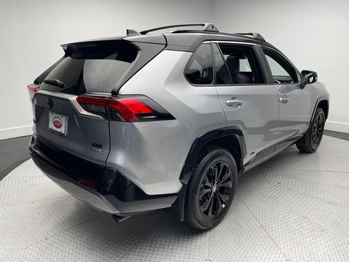 2025 Toyota RAV4 Hybrid XSE
