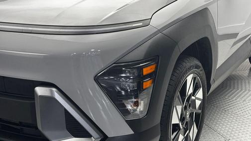 Cyber Gray Metallic 2025 Hyundai KONA SEL
