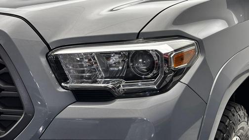 Cement 2021 Toyota Tacoma TRD Sport