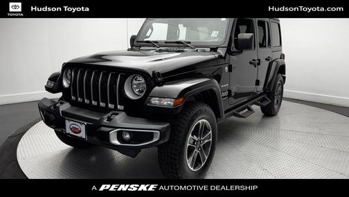 Black Clearcoat 2023 Jeep Wrangler 4-Door Sahara 4x4