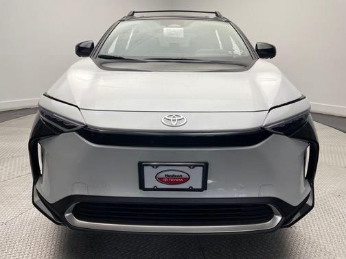 2025 Toyota bZ4X Limited