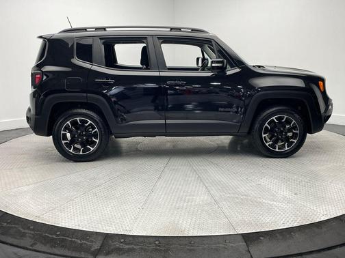 2023 Jeep Renegade Upland