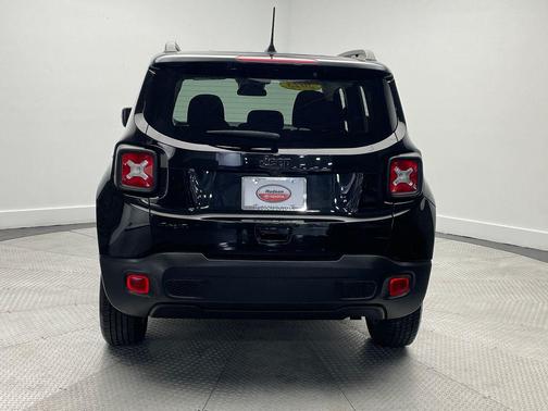 2023 Jeep Renegade Upland