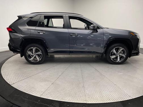 2023 Toyota RAV4 Prime SE