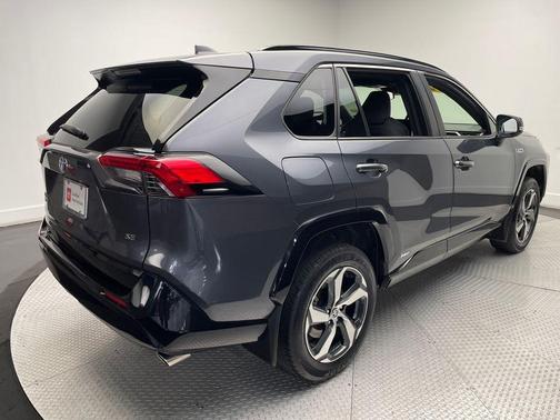2023 Toyota RAV4 Prime SE