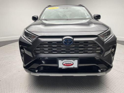2019 Toyota RAV4 Hybrid XSE