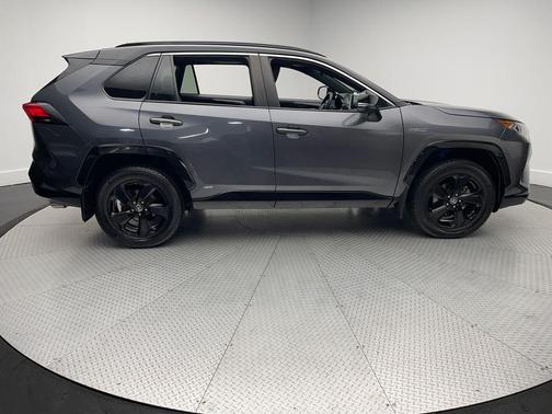 2019 Toyota RAV4 Hybrid XSE