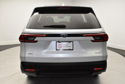 Wind Chill Pearl 2024 Toyota Grand Highlander XLE