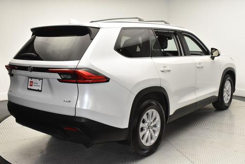Wind Chill Pearl 2024 Toyota Grand Highlander XLE
