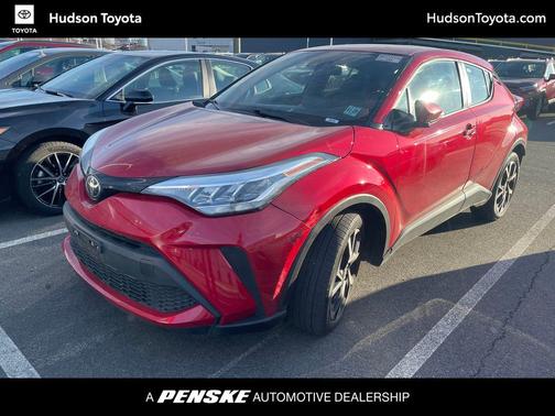 2022 Toyota C-HR XLE