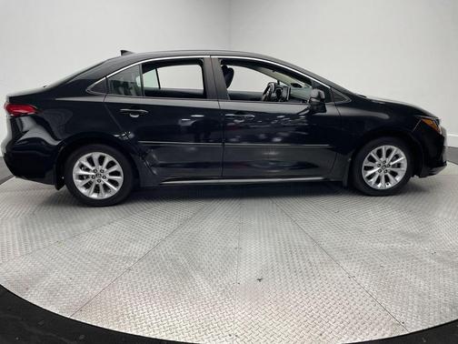 2021 Toyota Corolla XLE