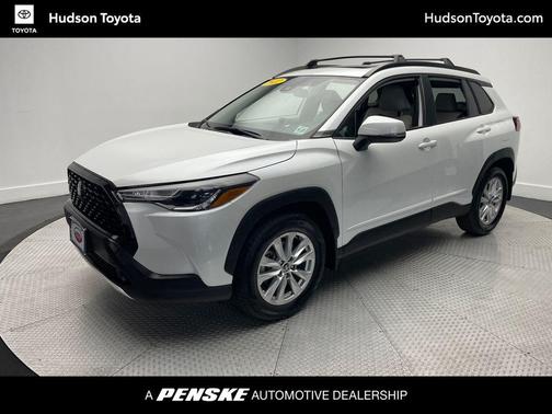 2022 Toyota Corolla Cross LE